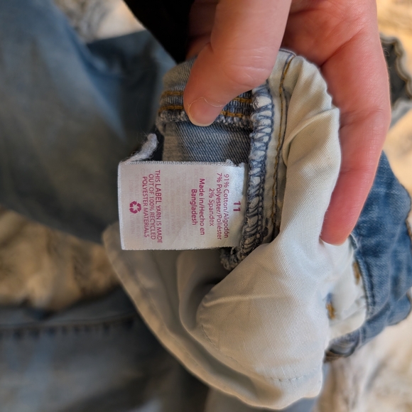 No Boundaries Women's Skinny Jeans 11 - Picture 7 of 9